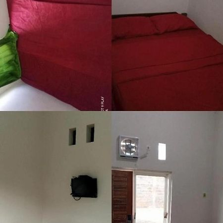 Bromo Family Guest House Kepanjen Eksteriør bilde